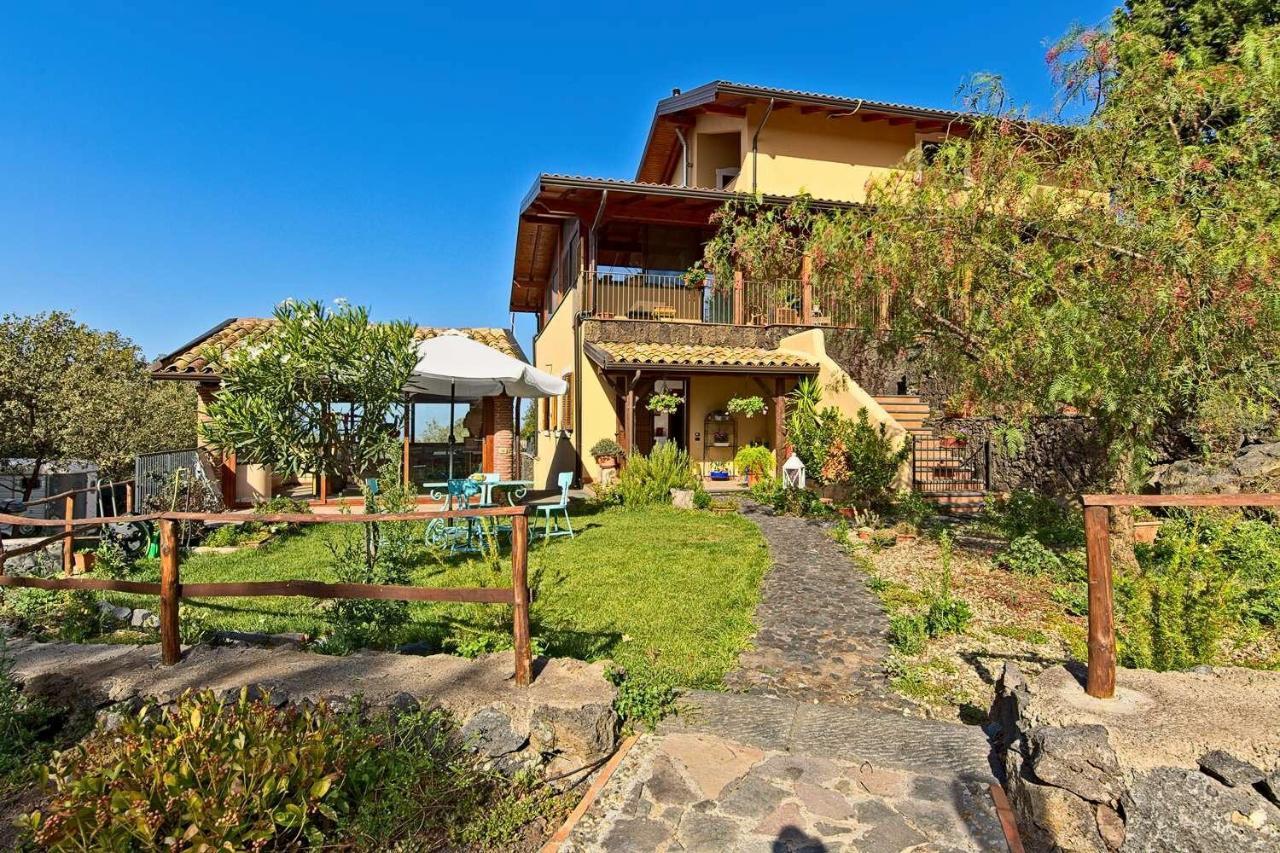 Horse House Apartment Ragalna Bagian luar foto